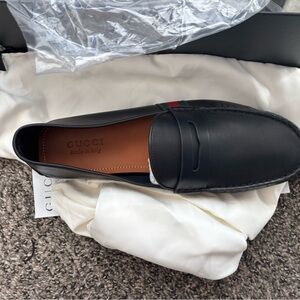 Gucci Men's Black Leather Slip-On Loafers